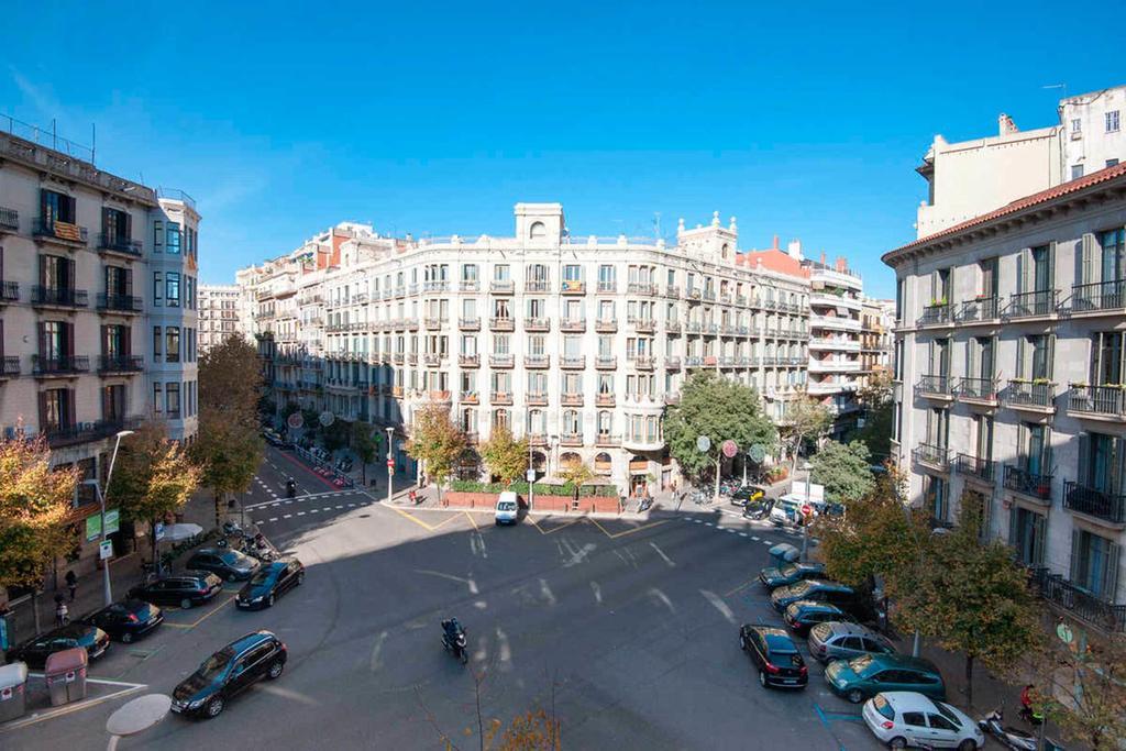 Bruc & Bruc Hostel Barcelona Exterior photo