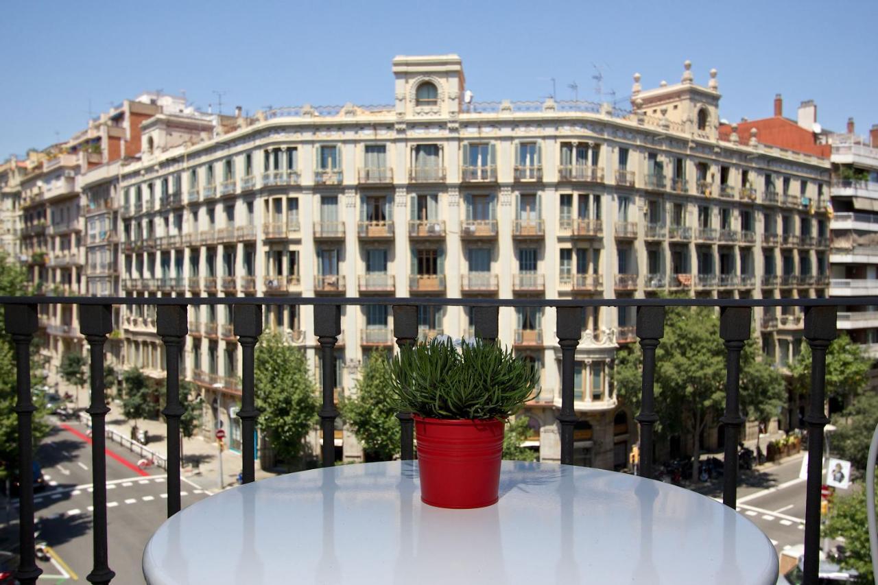 Bruc & Bruc Hostel Barcelona Exterior photo